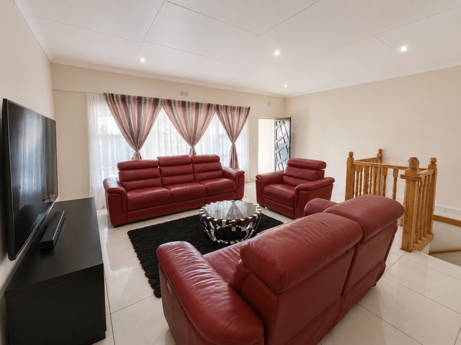 To Let 3 Bedroom Property for Rent in Protea Park North West